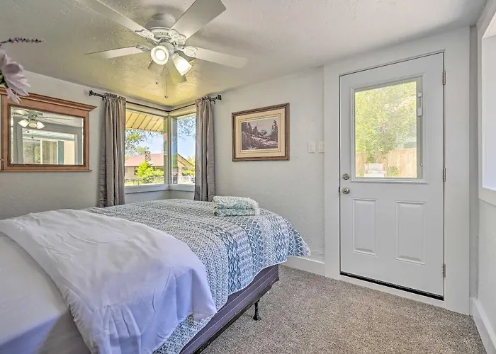 Casa vacanze Stylish 'basecamp 6850' Near Downtown Williams!