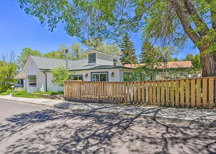 Stylish 'basecamp 6850' Near Downtown Williams! *