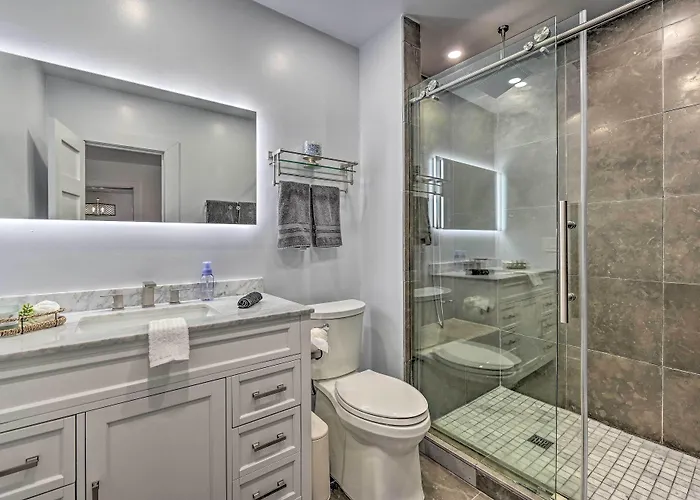 Stylish 'basecamp 6850' Near Downtown Williams! * Williams