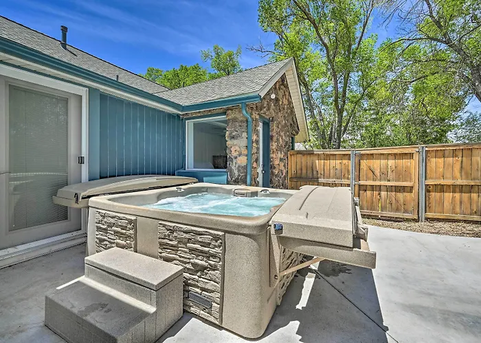Stylish 'basecamp 6850' Near Downtown Williams!