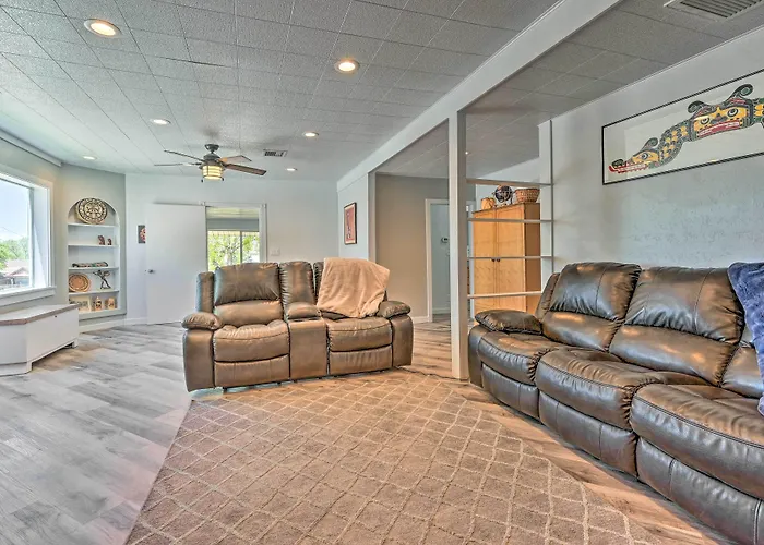 Stylish 'basecamp 6850' Near Downtown Williams!